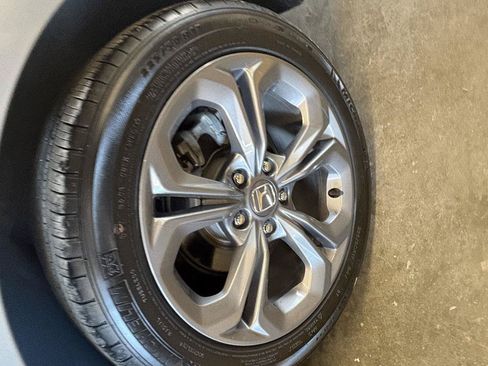 Used 2024 Honda Accord EX image 12