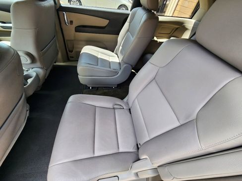 Used 2015 Honda Odyssey LX image 22