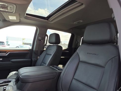 Used 2023 GMC Sierra 1500 Denali w/ Denali Reserve Package RWD image 22