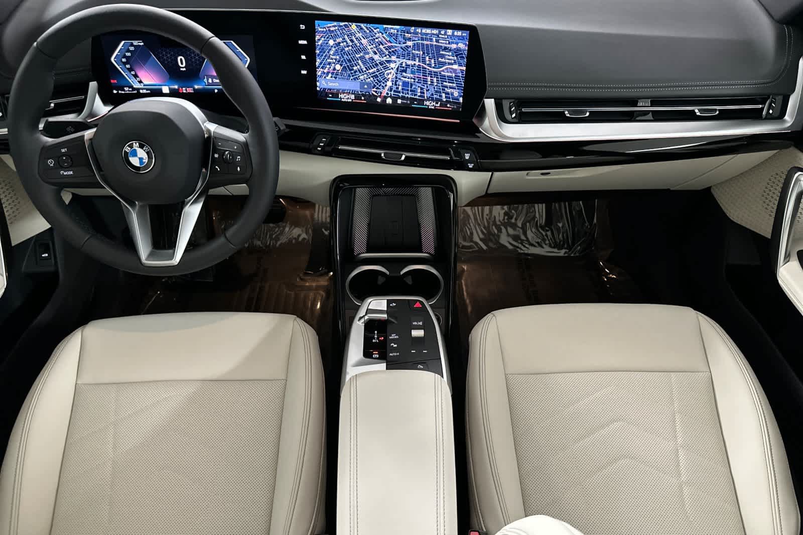 Used 2026 BMW X1 xDrive28i AWD/4WD image 3