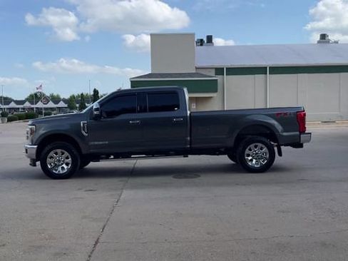 Used 2019 Ford F350 Lariat w/ Chrome Package AWD/4WD image 5