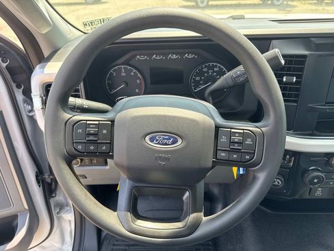 New 2025 Ford F350 XL w/ XL Chrome Package image 8