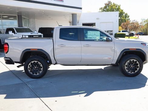 New 2026 GMC Canyon AT4 image 7