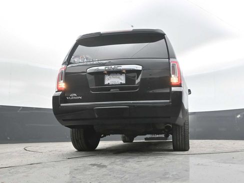 Used 2019 GMC Yukon Denali w/ Denali Ultimate Package AWD/4WD image 31