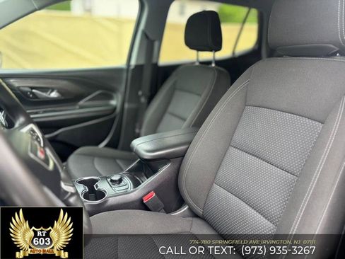 Used 2024 GMC Terrain SLE AWD/4WD image 12