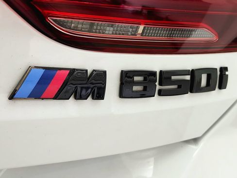 Used 2019 BMW M850i xDrive Convertible AWD/4WD image 33