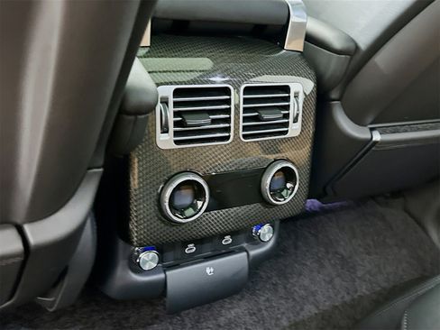 Used 2021 Land Rover Range Rover SV Autobiography Dynamic image 29