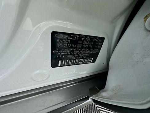 Used 2024 Hyundai Ioniq 6 SE image 12