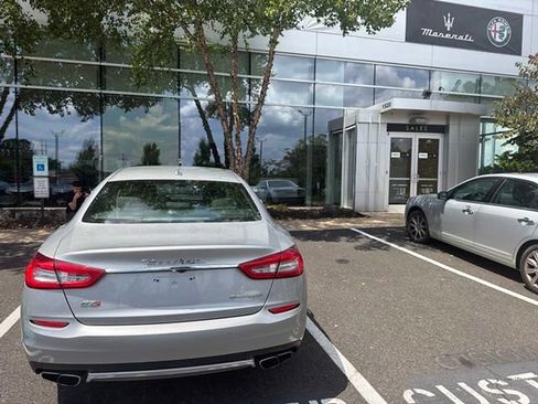 Used 2014 Maserati Quattroporte GTS RWD image 25