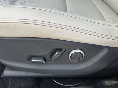 New 2026 Genesis GV70 2.5T AWD/4WD image 25