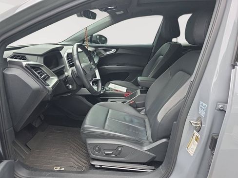 Used 2023 Audi Q4 e-tron Premium Plus w/ Premium Plus AWD/4WD image 5