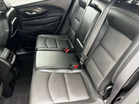 Used 2023 GMC Terrain SLT AWD/4WD image 36