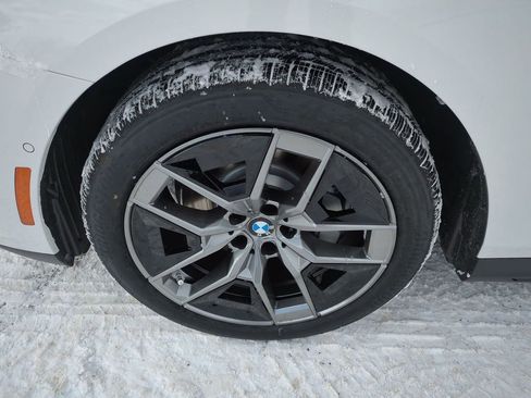 New 2026 BMW 530i xDrive w/ Premium Package AWD/4WD image 29