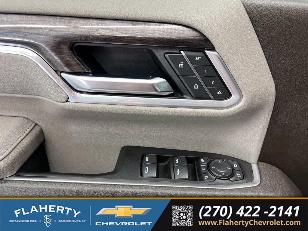 Used 2025 Chevrolet Silverado 3500 LTZ w/ LTZ Premium Package AWD/4WD image 23