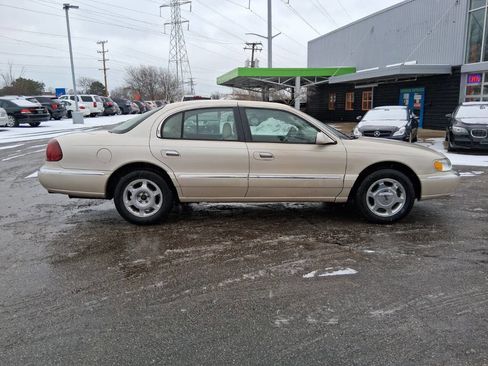 Used 2000 Lincoln Continental image 4