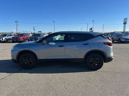 Used 2025 Chevrolet Blazer LT AWD/4WD image 5
