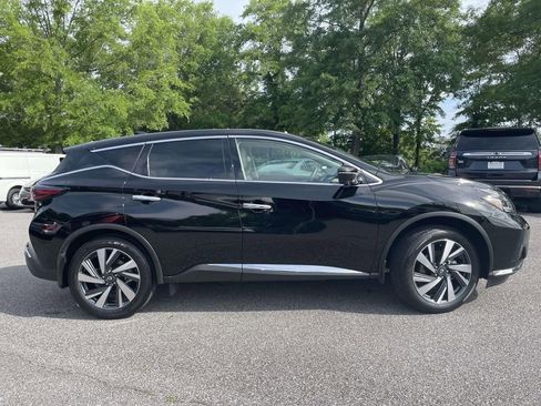 Used 2024 Nissan Murano SL FWD image 2