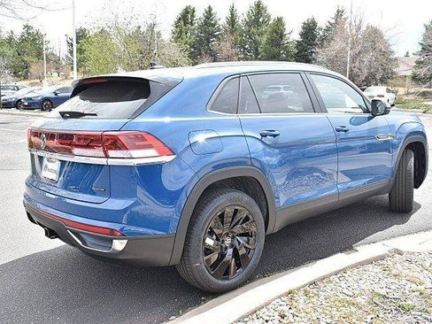 New 2025 Volkswagen Atlas Cross Sport SE image 6