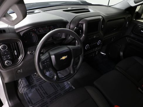 Used 2024 Chevrolet Silverado 2500 Custom w/ Custom Value Package image 20