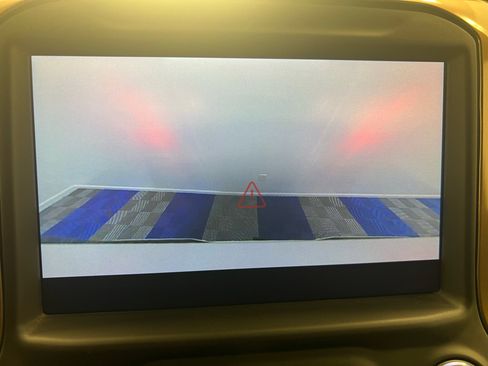 Used 2020 Chevrolet Silverado 1500 High Country image 21