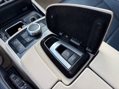 Used 2016 Mercedes-Benz E 400 Cabriolet image 21