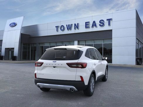 New 2026 Ford Escape Active image 8
