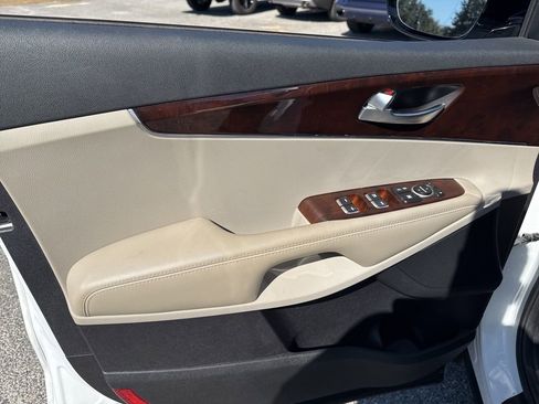 Used 2018 Kia Sorento LX image 10