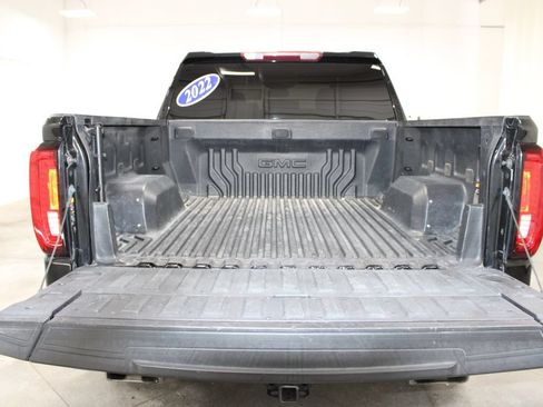 Used 2022 GMC Sierra 1500 SLT w/ SLT Convenience Package AWD/4WD image 24