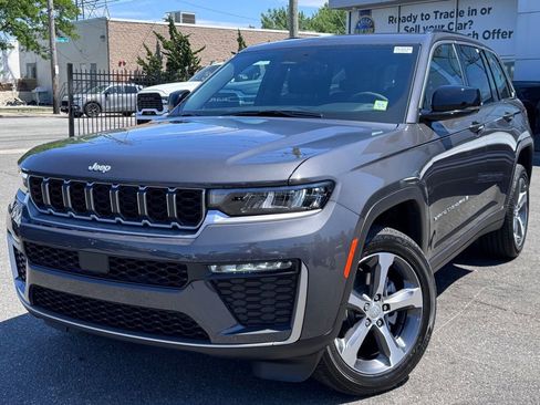 New 2026 Jeep Grand Cherokee Limited AWD/4WD image 3