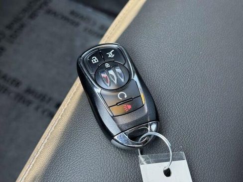 Used 2024 Buick Envista Sport Touring w/ Convenience I Package image 30