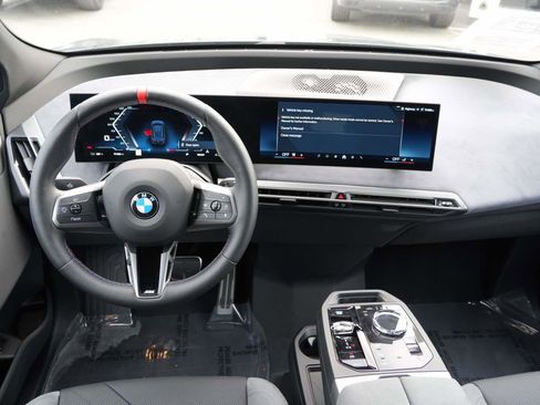 Used 2026 BMW iX M70 image 8