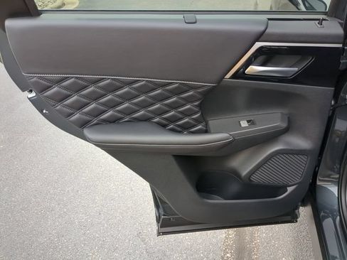 New 2026 Nissan Rogue Platinum AWD/4WD image 25