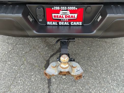 Used 2018 Ford F150 XLT w/ Equipment Group 302A Luxury AWD/4WD image 63