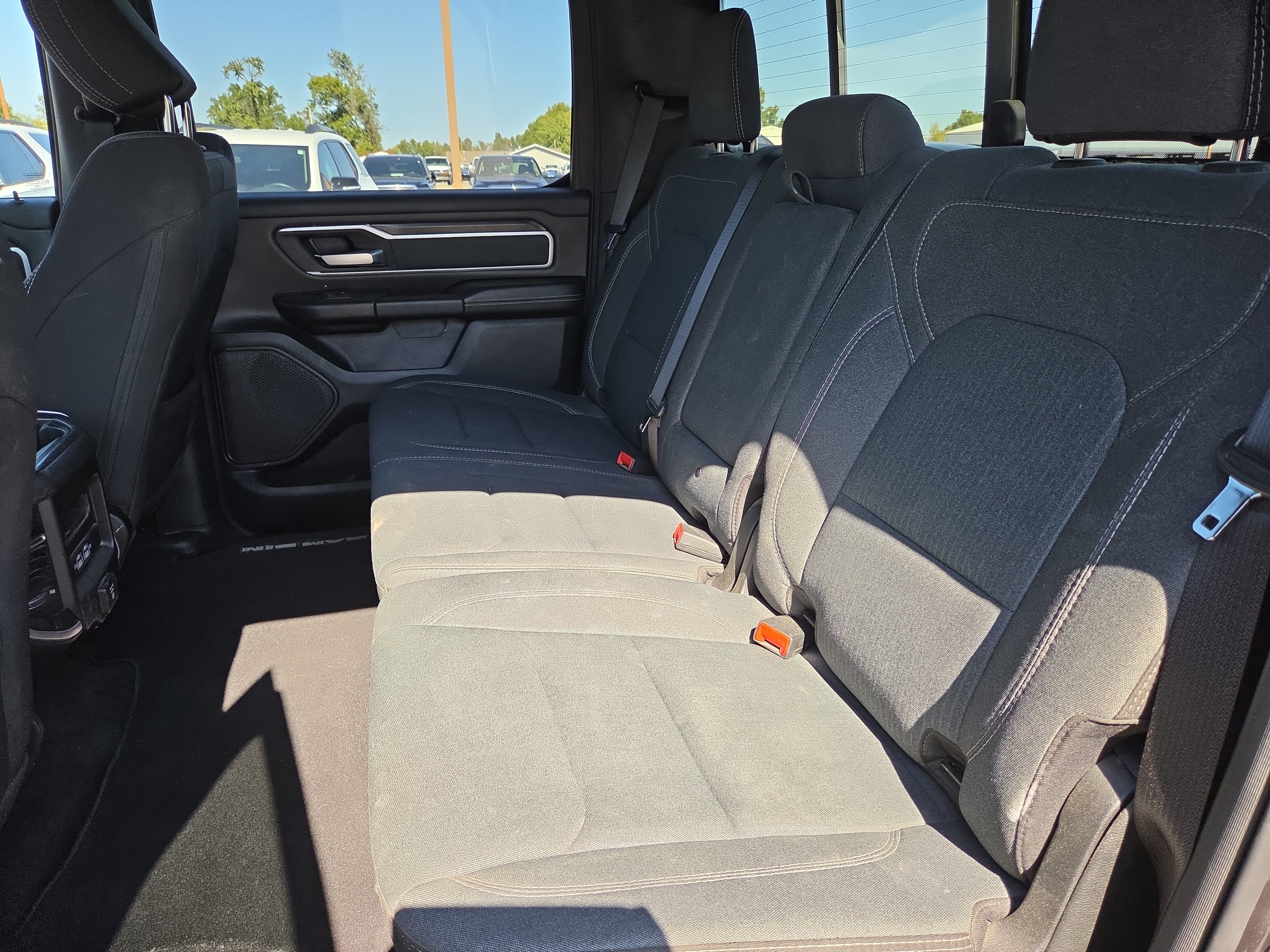 Used 2021 RAM 1500 Big Horn AWD/4WD image 6