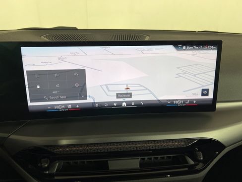 Used 2025 BMW 230i xDrive Coupe w/ Convenience Package image 7