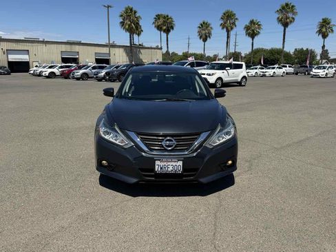 Used 2016 Nissan Altima 2.5 SL FWD image 4