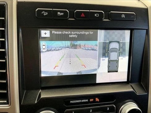 Used 2018 Ford F150 Lariat w/ Equipment Group 502A Luxury AWD/4WD image 19