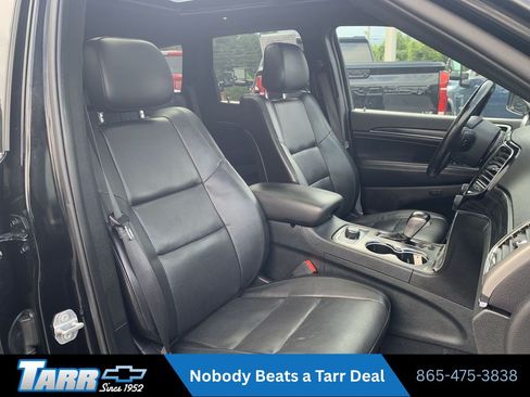 Used 2020 Jeep Grand Cherokee Limited w/ Luxury Group II AWD/4WD image 26