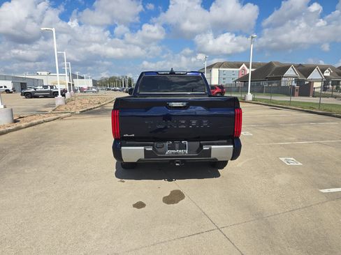 Used 2025 Toyota Tundra Limited w/ Power Package image 10