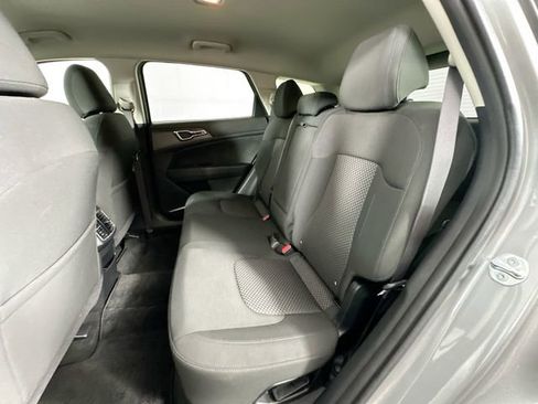 Used 2023 Kia Sportage LX image 24
