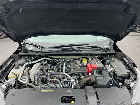 Used 2025 Nissan Sentra SV image 31