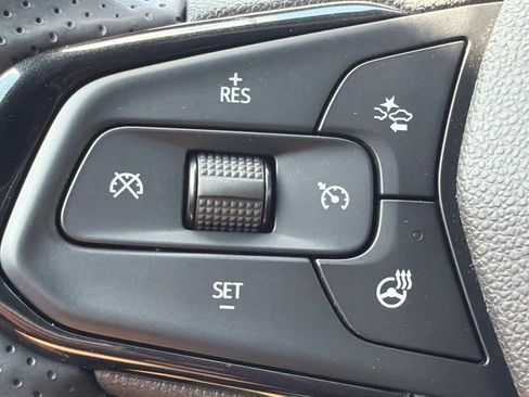 Used 2025 Chevrolet TrailBlazer RS w/ Convenience Package FWD image 23