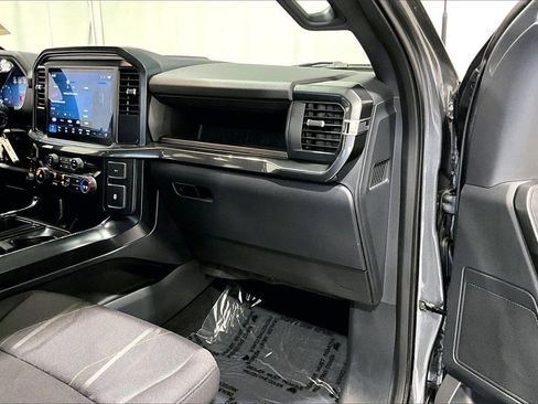 Used 2025 Ford F150 STX w/ Equipment Group 200A image 16
