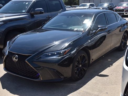 Used 2024 Lexus ES 300h F Sport w/ Accessory Package (Z1) FWD image 2