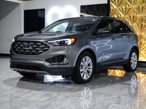 Used 2024 Ford Edge Titanium AWD/4WD image 4