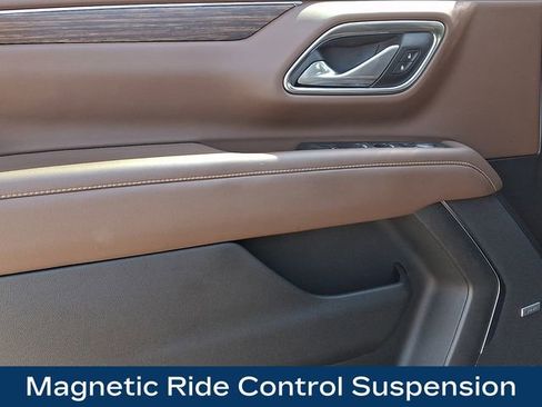 Used 2024 Chevrolet Tahoe High Country w/ Advanced Technology Package AWD/4WD image 22