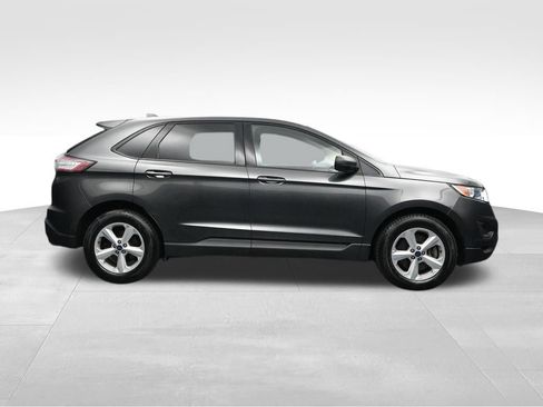 Used 2018 Ford Edge SE w/ Cargo Accessory Package AWD/4WD image 6