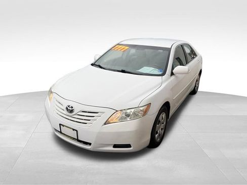 Used 2009 Toyota Camry LE FWD image 29