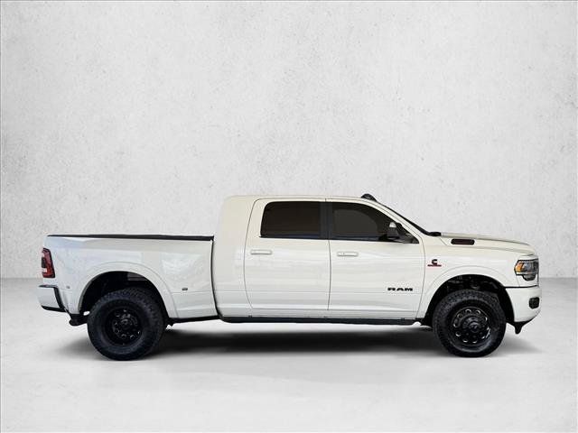 Used 2022 RAM 3500 Laramie AWD/4WD image 4