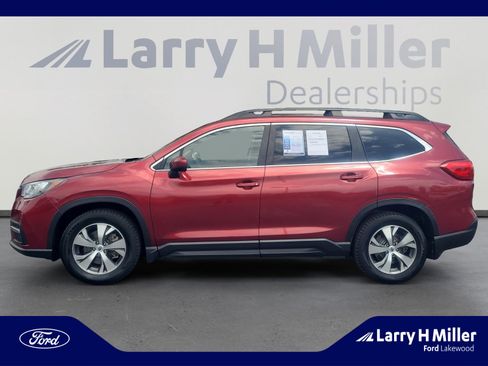 Used 2019 Subaru Ascent Premium AWD/4WD image 2